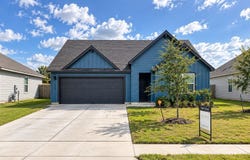 1823 Windsor Blvd, Lockhart, TX 78644