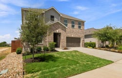 1805 Garlock Dr, Leander, TX 78641
