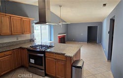 1961 Overland, Colton, CA 92324