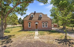 204 E 100 N, Meadow, UT 84644