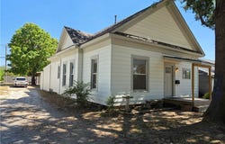 413 S Wright Street, Siloam Springs, AR 72761