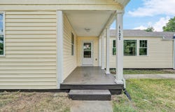 1127 Highland Rd, Salem, VA 24153