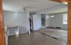 78 Massreco St, Springfield, MA 01109