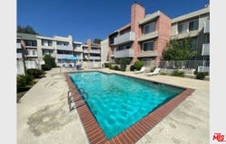 20235 Keswick St, Winnetka, CA 91306