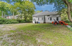 2 Plainfield Pike, Foster, RI 02825