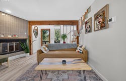 207 W 52ND Ave, Eugene, OR 97405