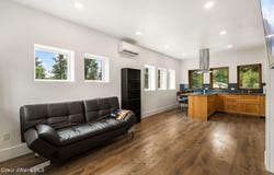 905 Pine St, Sandpoint, ID 83864