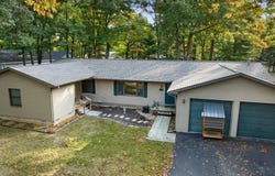 4639 Forest Trail, Indian River, MI 49749