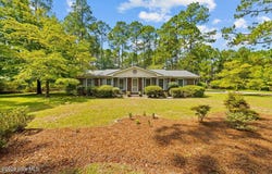 1003 Robinwood Road, Aberdeen, NC 28315