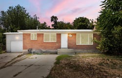 755 E 41ST St S, South Ogden, UT 84403