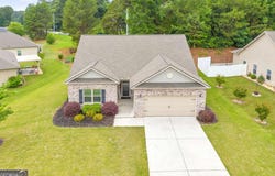 817 Hidden Hollow Circle, Commerce, GA 30529