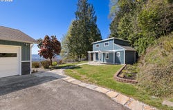 155 GRANDVIEW Ter, Longview, WA 98632
