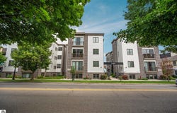 139 E Eighth Street, Traverse City, MI 49684