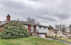 605 Short St, Hempfield Twp, PA 15601