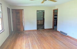 3901 Highway D, Defiance, MO 63341