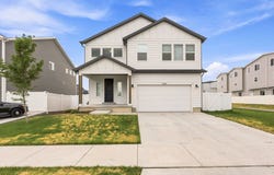 5197 N FOLKSTONE Dr, Eagle Mountain, UT 84005