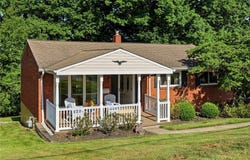 254 Parkedge Rd, Green Tree, PA 15220