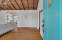 7538 Circle Hill Dr, Oakland, CA 94605