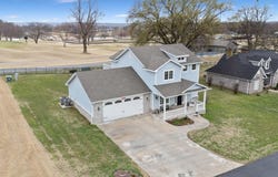 56907 E Maple Ridge Road, Monkey Island, OK 74331