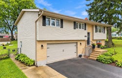 204 Wander Way, Lake In The Hills, IL 60156