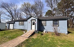 204 Choctaw ST, Hackett, AR 72937