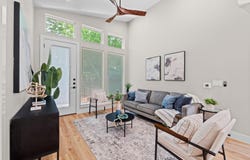 8006 Gault St, Austin, TX 78757