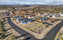 1092 SE BLUEGRASS Ln, Madras, OR 97741