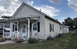 213 E MADISON Street, Girard, IL 62640