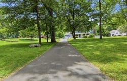 7 Goundry Drive, Waterford, CT 06385