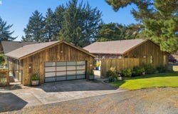 3275 GOLF LINKS Rd, Bandon, OR 97411