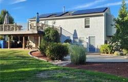 9 Mallory Court, Cranston, RI 02910