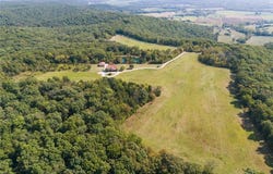 507 Leach Branch Road, Hermann, MO 65041