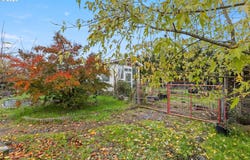 1907 W DUKE Rd, Sutherlin, OR 97479