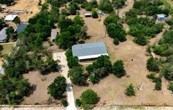 1400 Seminole Trl, Dale, TX 78616