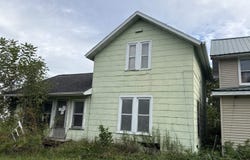 114 Main Street, Gays Mills, WI 54631