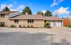 804 MYLAR PARK DR, Cheyenne, WY 82009