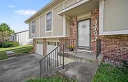 3707 E 114th Terrace, Kansas City, MO 64137