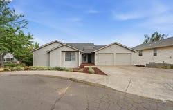 2069 FLAG STONE Ct N, Keizer, OR 97303