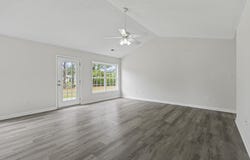 957 Bellflower Dr., Longs, SC 29568