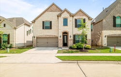 302 Dove Falls Drive, Argyle, TX 76226