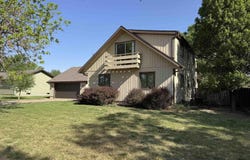 1008 W 13th St, Larned, KS 67550