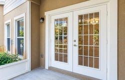 8009 TIPPERARY LN, TAMPA, FL 33610