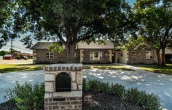 1208 Floydada, Plainview, TX 79072