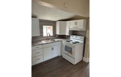 1100 Burleigh St, Yankton, SD 57078