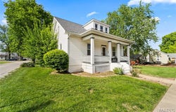 203 E Mill Street, Waterloo, IL 62298