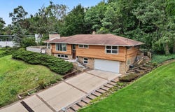 41 Sunset Trail, Portage, IN 46368