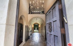 1221 Minorca Dr, Pacific Palisades, CA 90272
