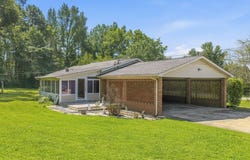 190 Thompson Cir, CAMDEN, TN 38320