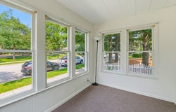 317 E Pleasant St, Oconomowoc, WI 53066