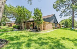 2211 Midhurst Drive, Arlington, TX 76013